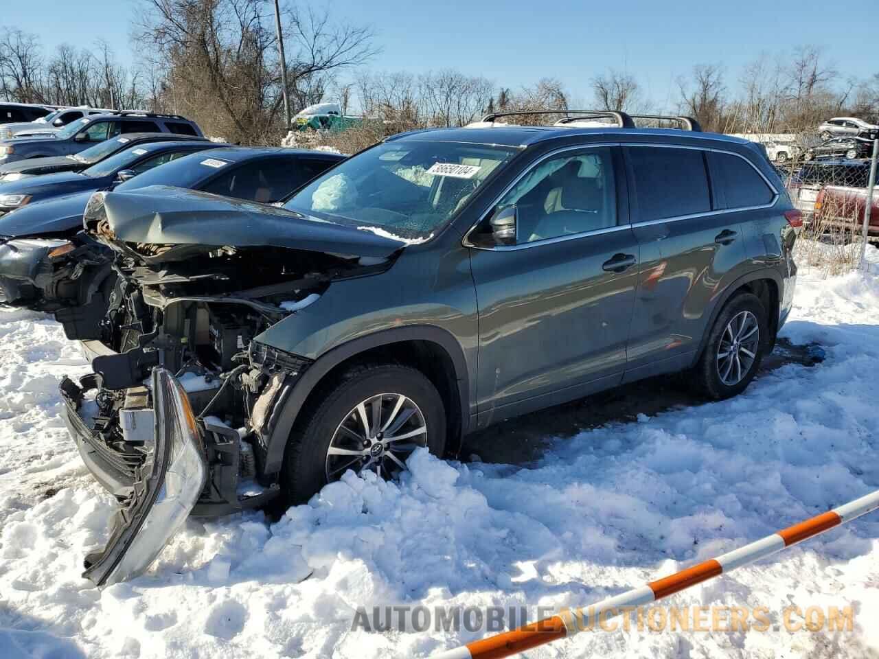 5TDJZRFH4HS380769 TOYOTA HIGHLANDER 2017