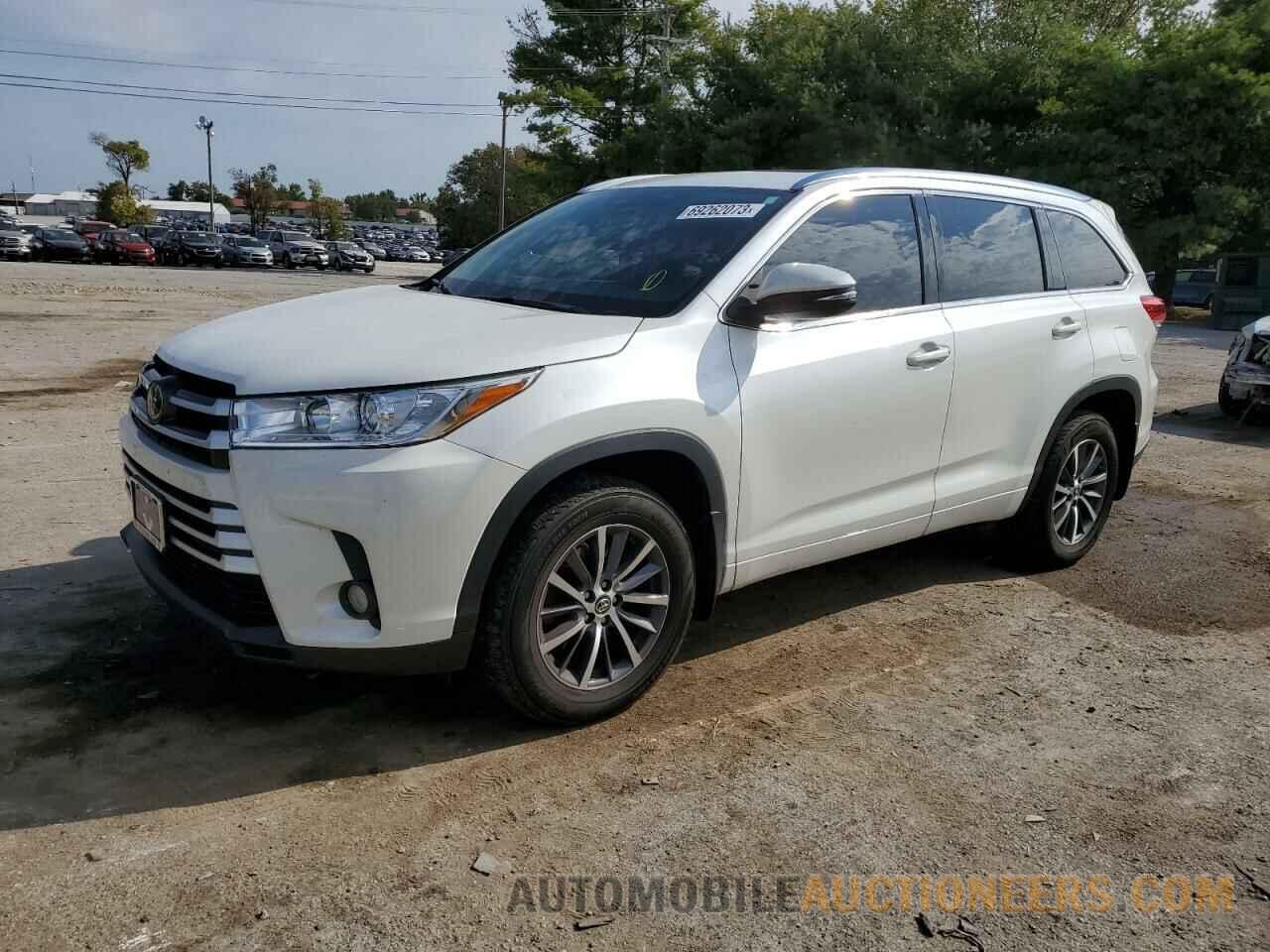 5TDJZRFH4HS453798 TOYOTA HIGHLANDER 2017