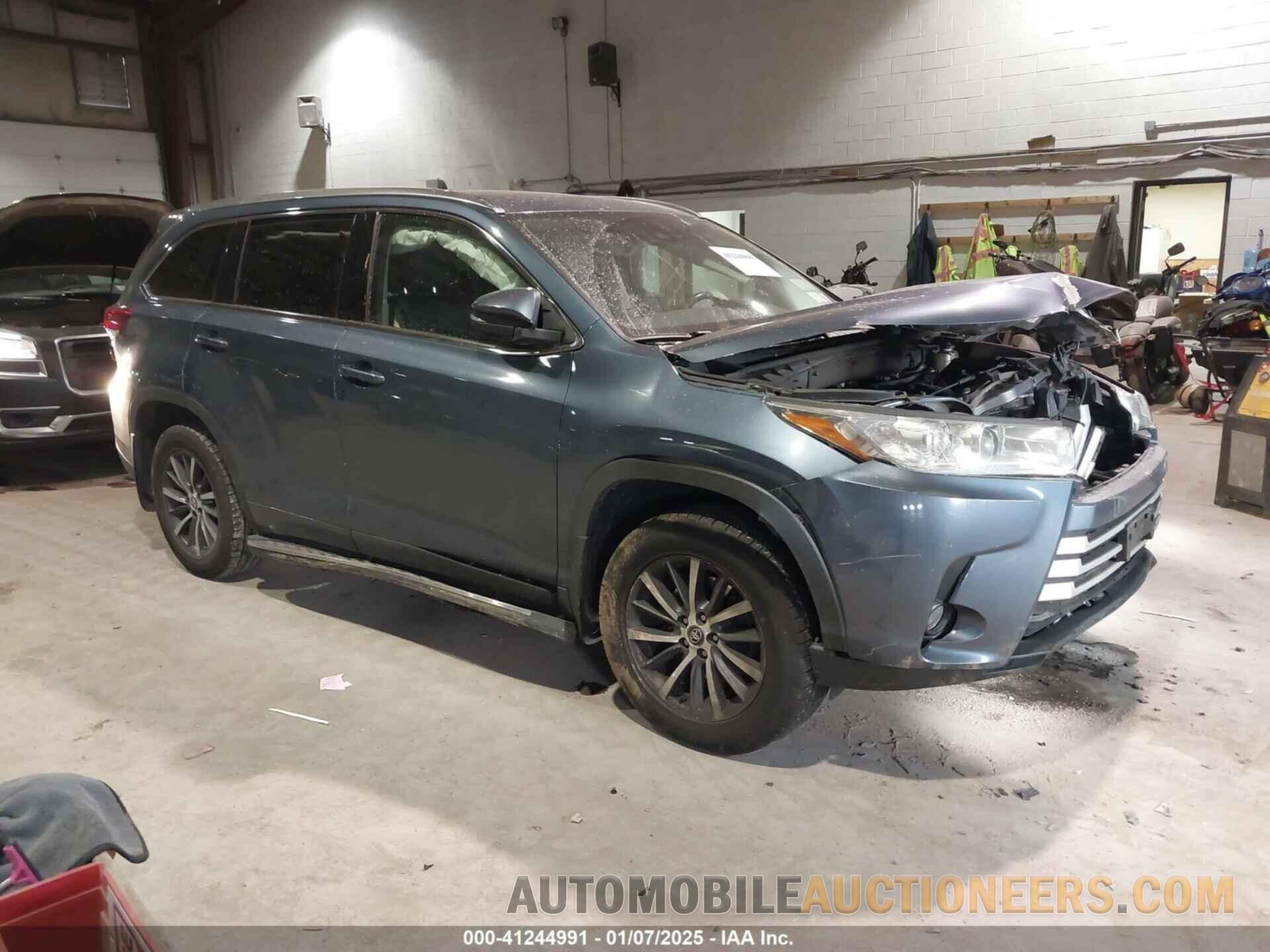 5TDJZRFH4HS459780 TOYOTA HIGHLANDER 2017