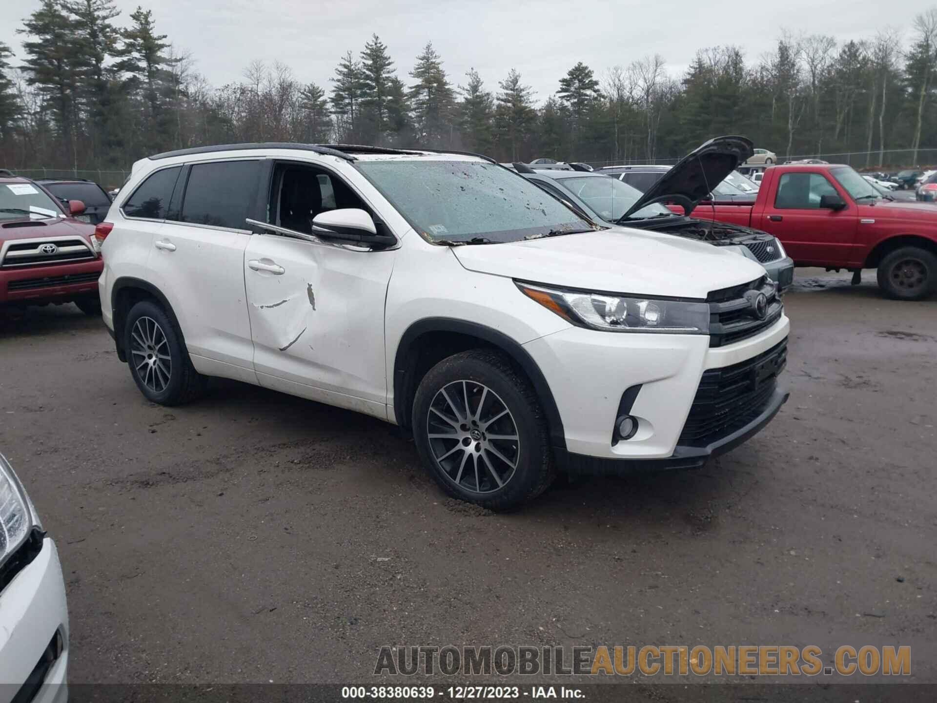 5TDJZRFH4JS489352 TOYOTA HIGHLANDER 2018