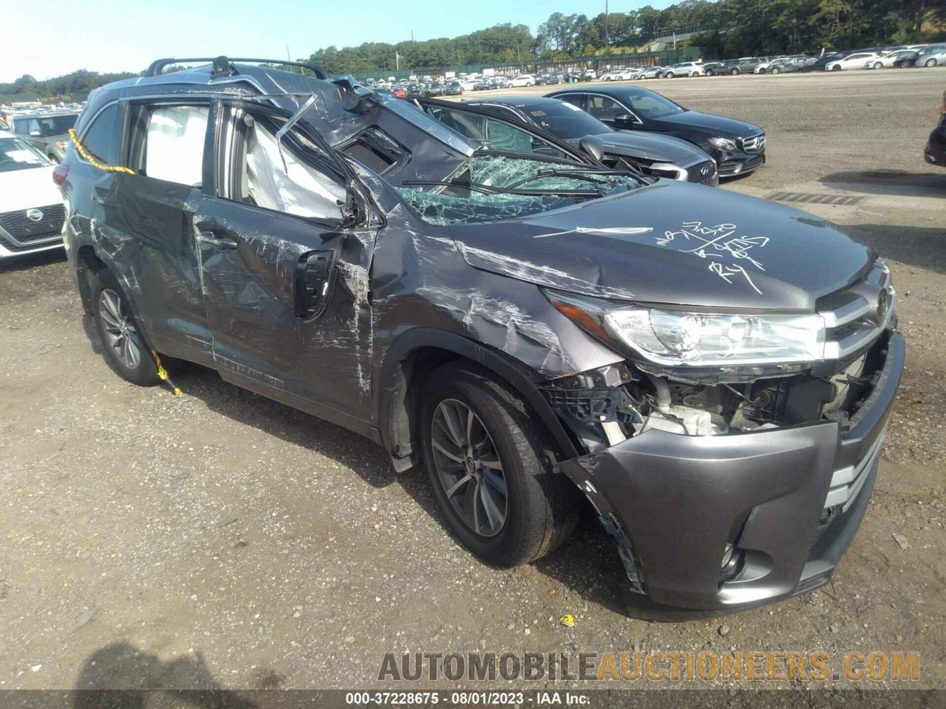 5TDJZRFH4JS531471 TOYOTA HIGHLANDER 2018