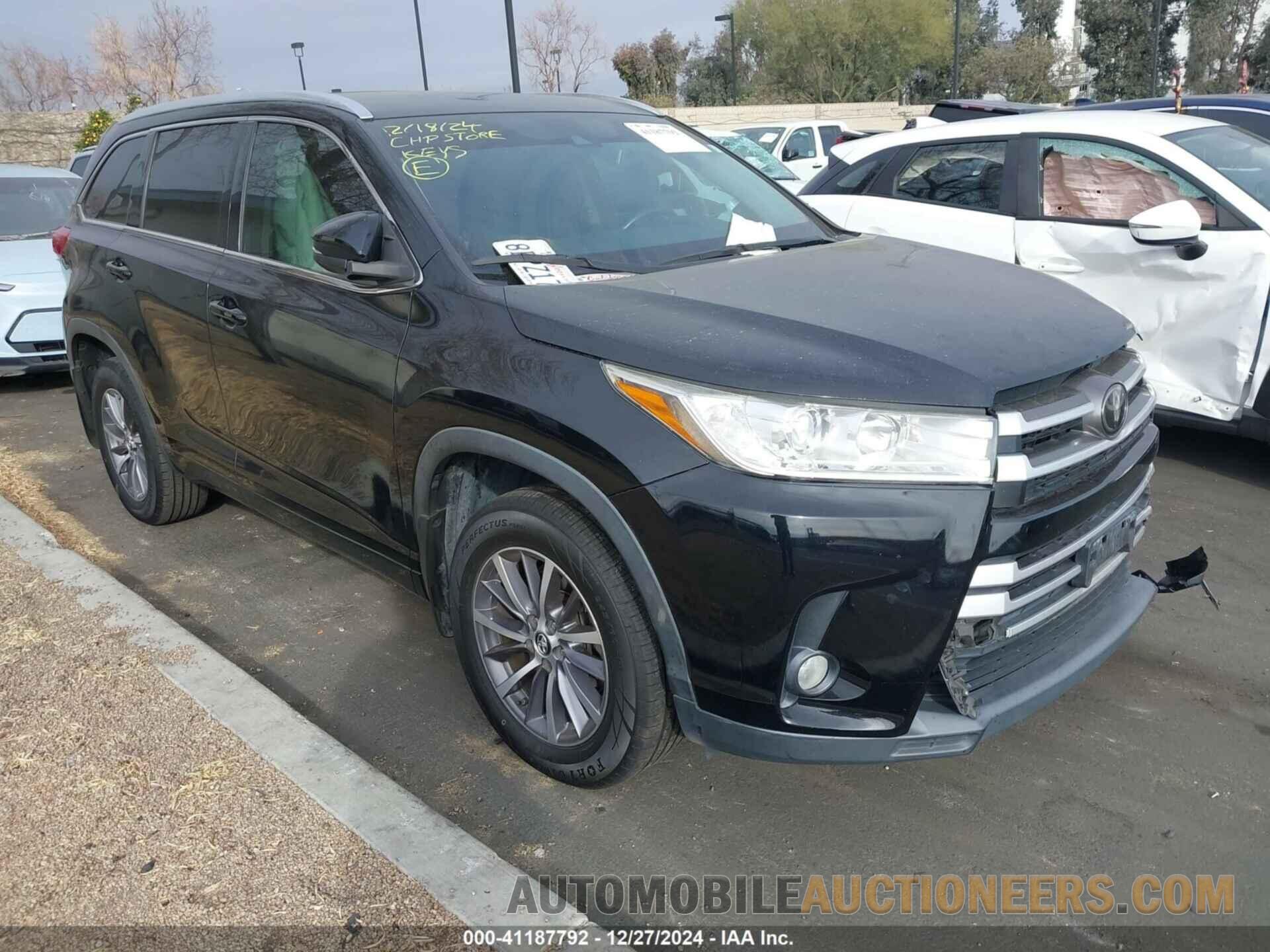 5TDJZRFH4JS537223 TOYOTA HIGHLANDER 2018