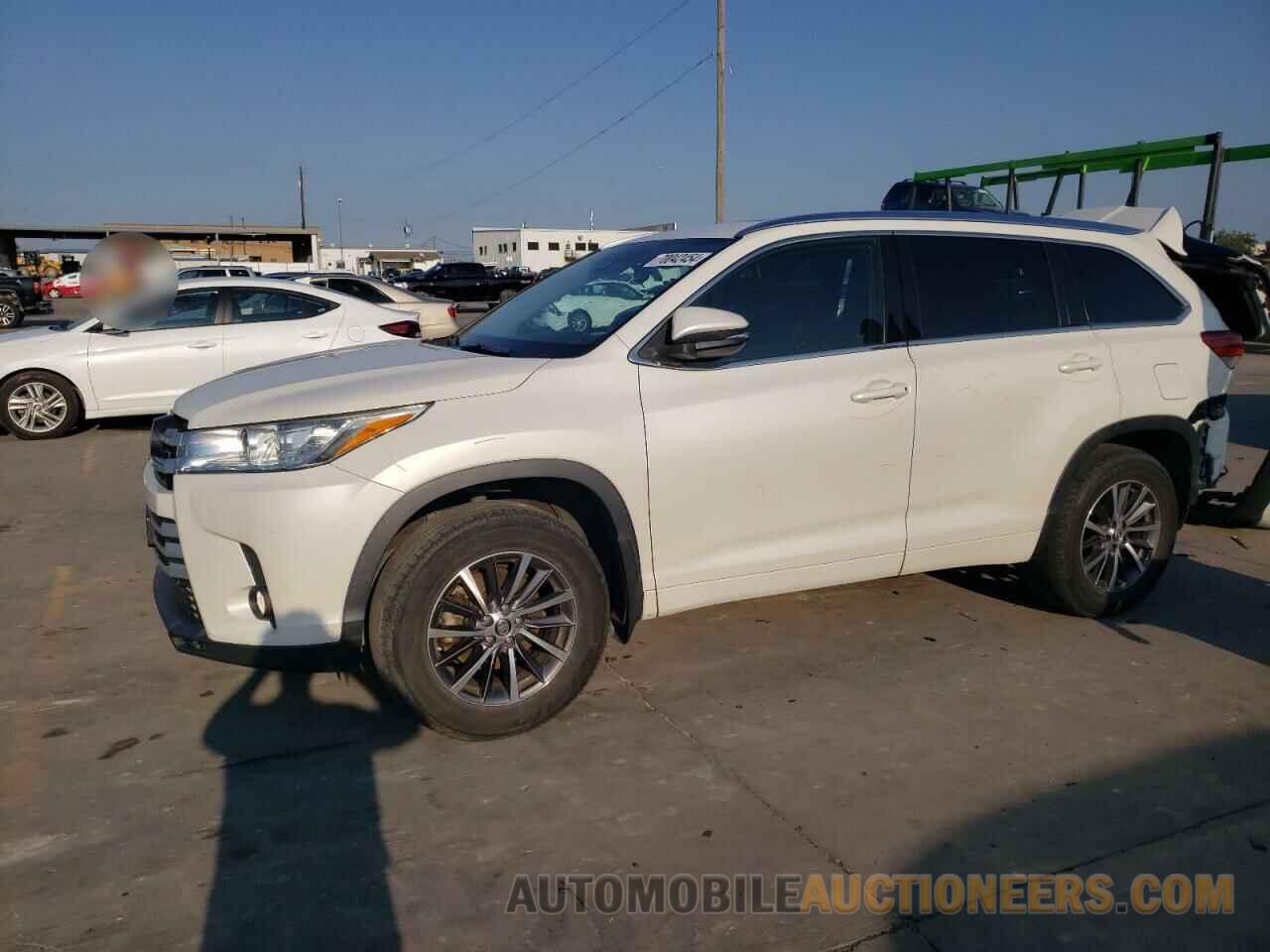 5TDJZRFH4JS541904 TOYOTA HIGHLANDER 2018