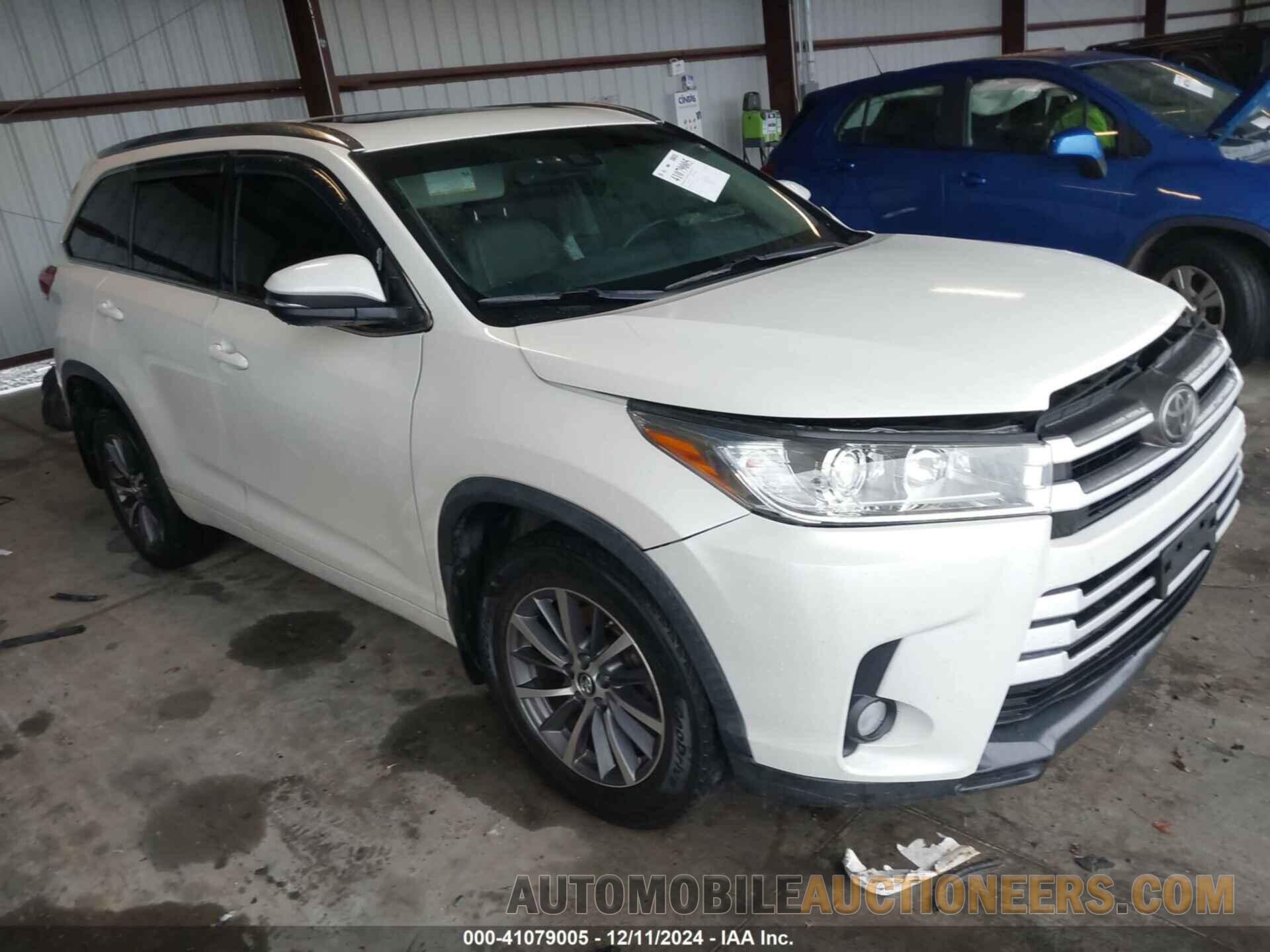 5TDJZRFH4JS544303 TOYOTA HIGHLANDER 2018