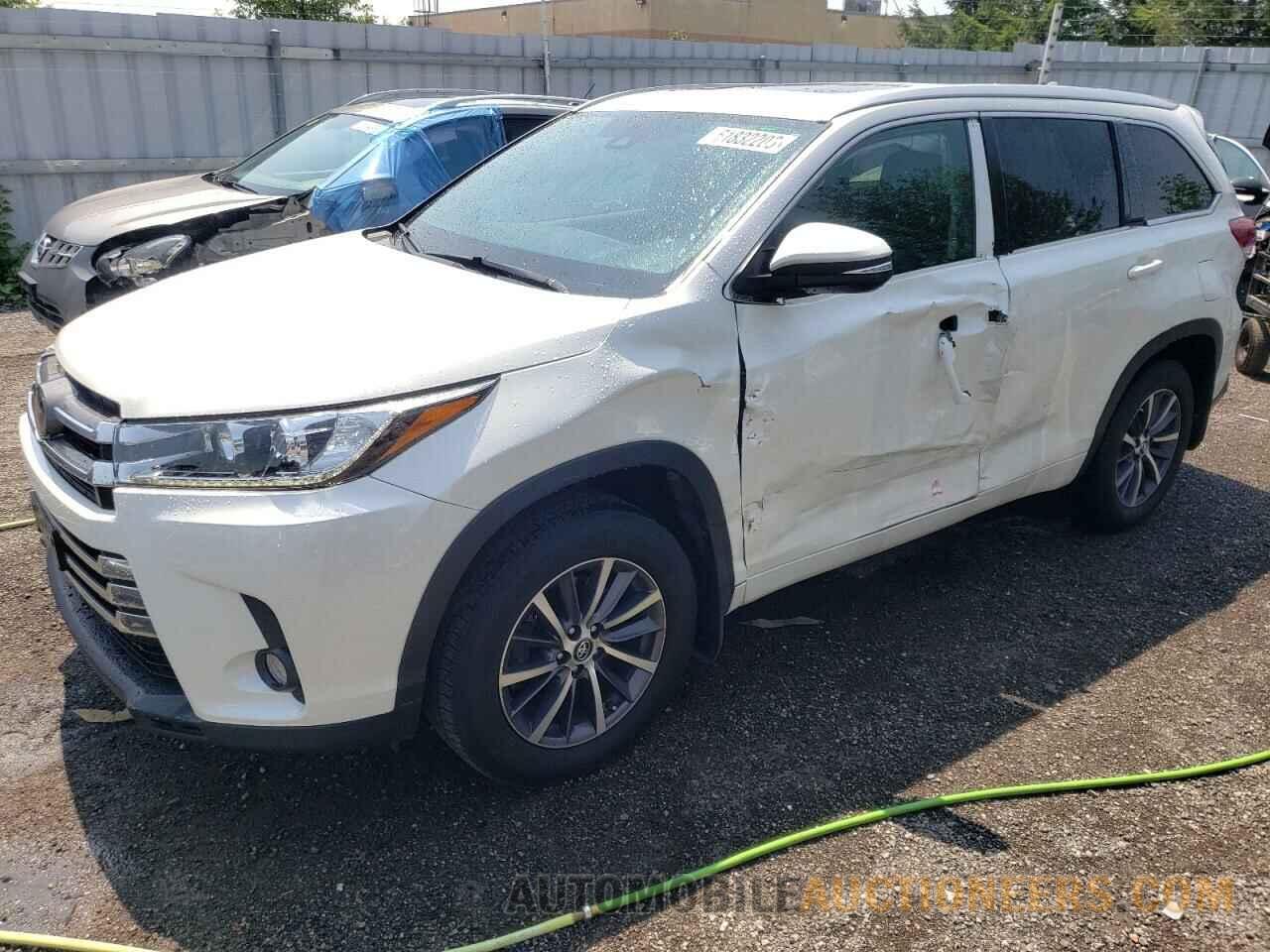 5TDJZRFH4JS546486 TOYOTA HIGHLANDER 2018