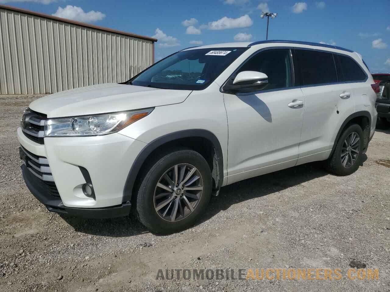 5TDJZRFH4JS559089 TOYOTA HIGHLANDER 2018