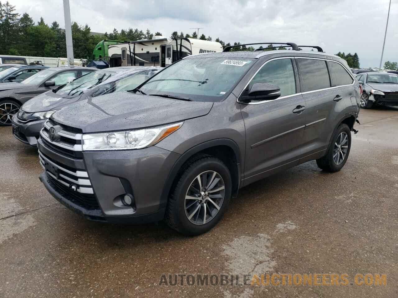 5TDJZRFH4JS812184 TOYOTA HIGHLANDER 2018