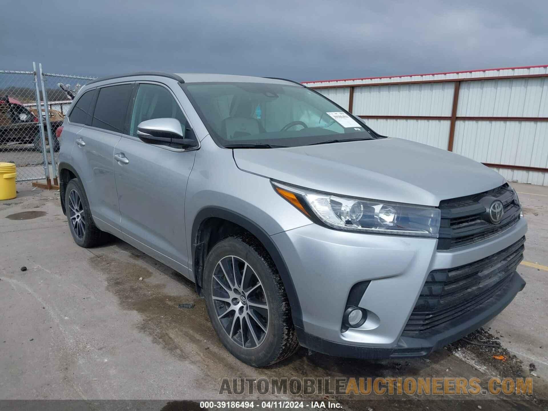 5TDJZRFH4JS817031 TOYOTA HIGHLANDER 2018