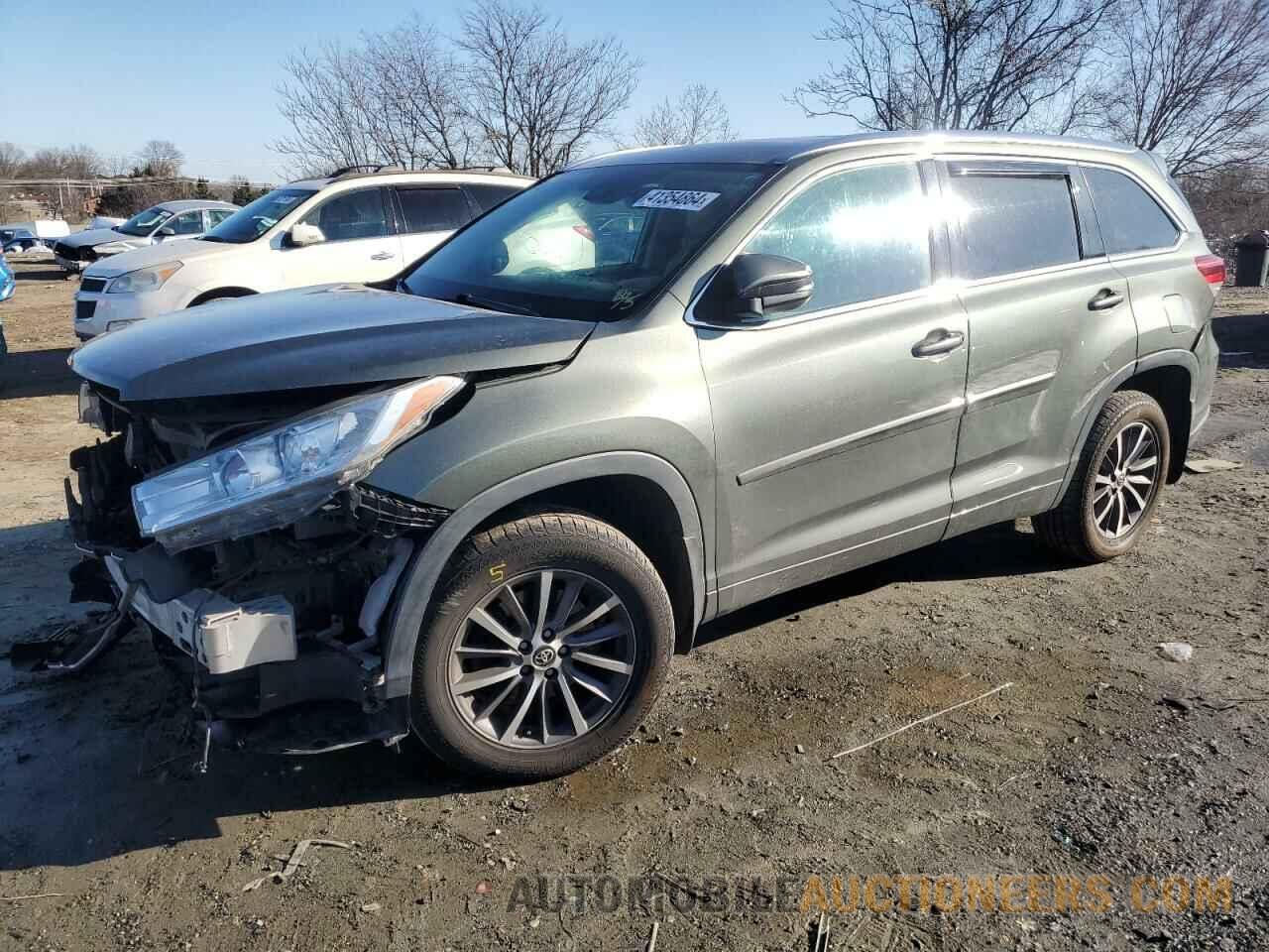 5TDJZRFH4JS817501 TOYOTA HIGHLANDER 2018