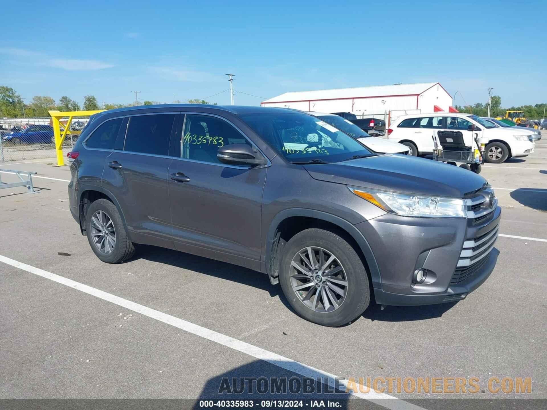 5TDJZRFH4JS863247 TOYOTA HIGHLANDER 2018