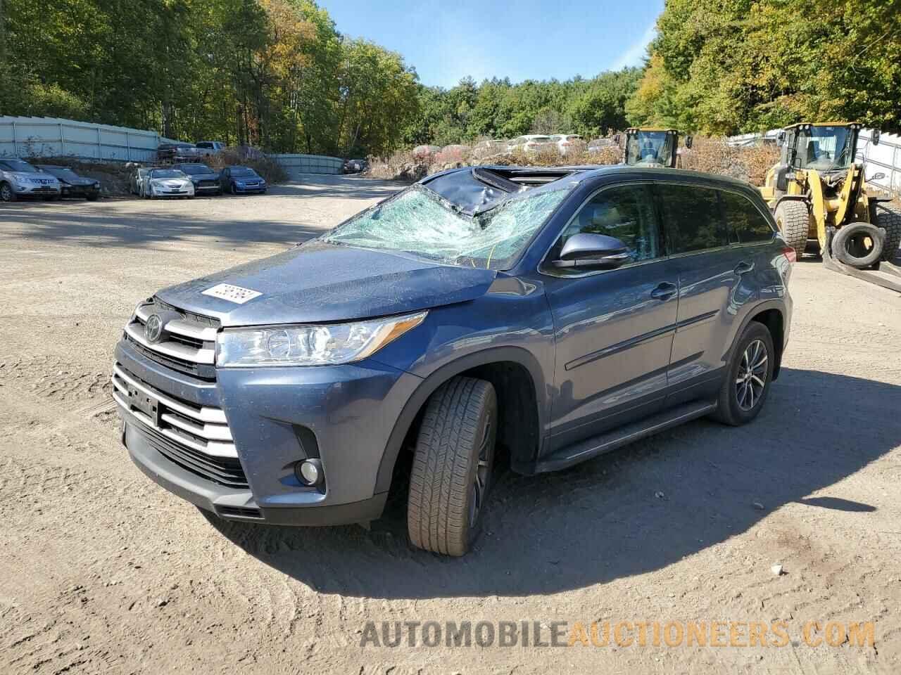 5TDJZRFH4JS912320 TOYOTA HIGHLANDER 2018