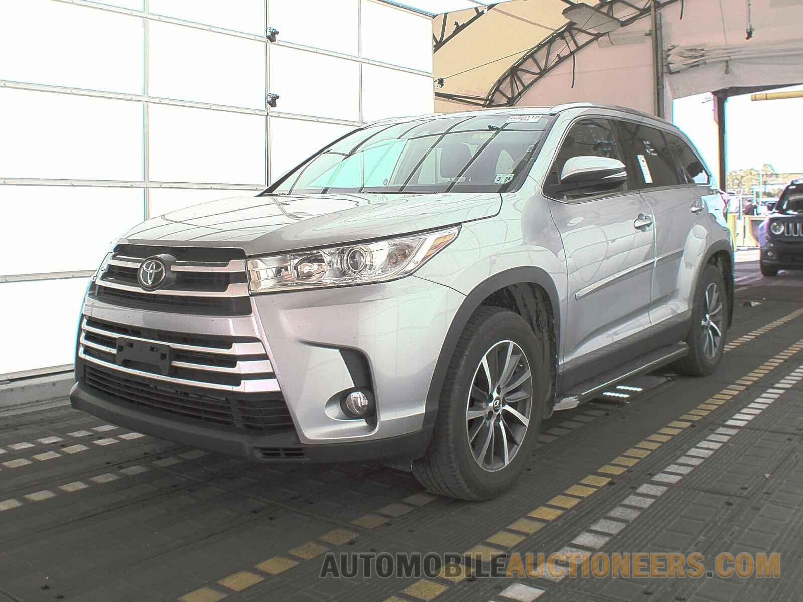 5TDJZRFH4KS566254 Toyota Highlander 2019