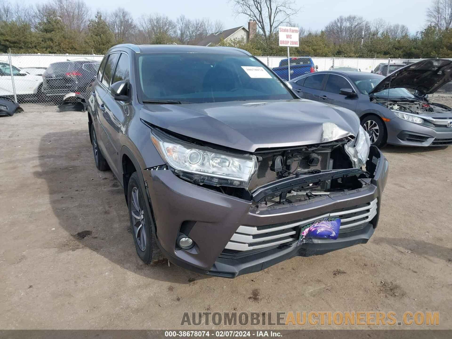 5TDJZRFH4KS582955 TOYOTA HIGHLANDER 2019