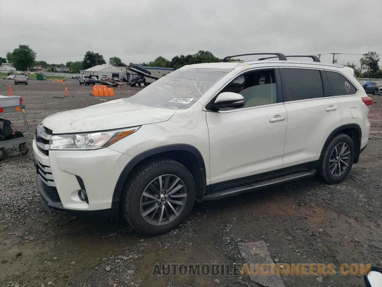 5TDJZRFH4KS595334 TOYOTA HIGHLANDER 2019