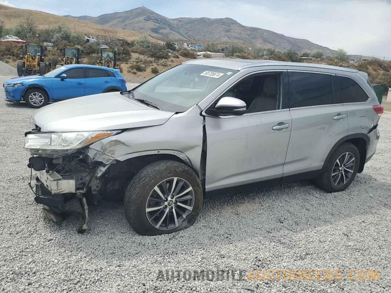 5TDJZRFH4KS597911 TOYOTA HIGHLANDER 2019