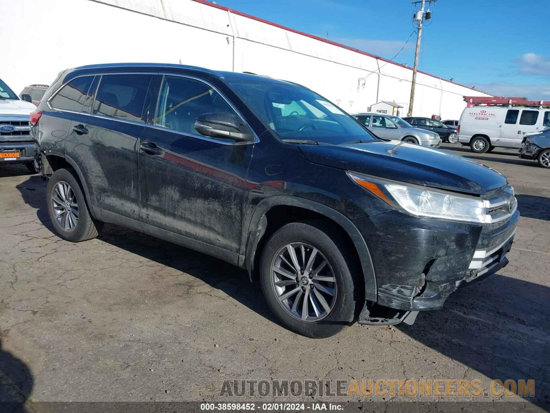 5TDJZRFH4KS599206 TOYOTA HIGHLANDER 2019