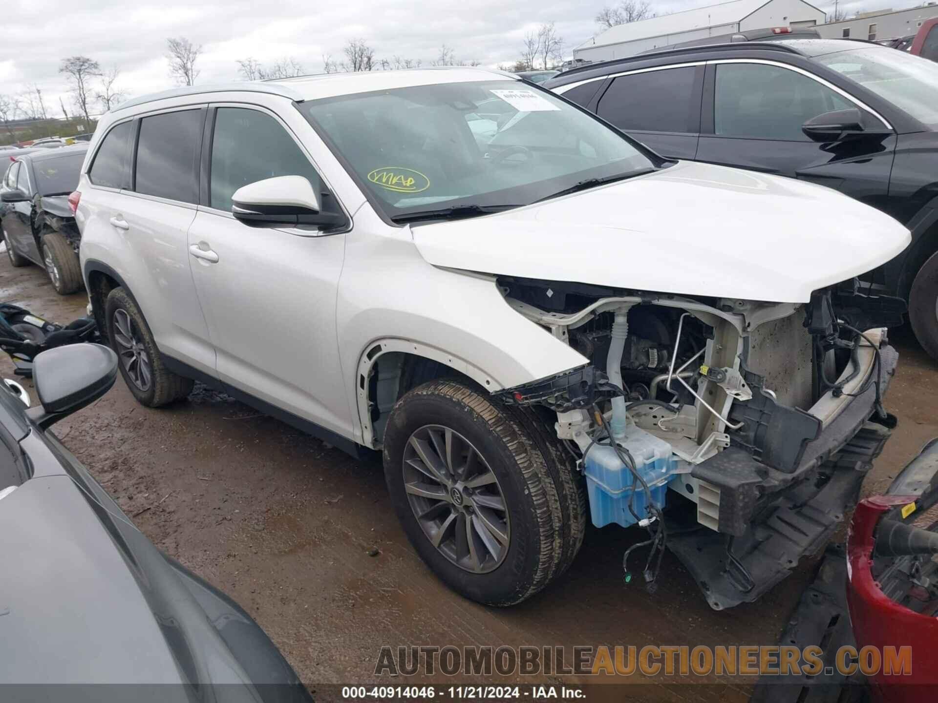 5TDJZRFH4KS608082 TOYOTA HIGHLANDER 2019