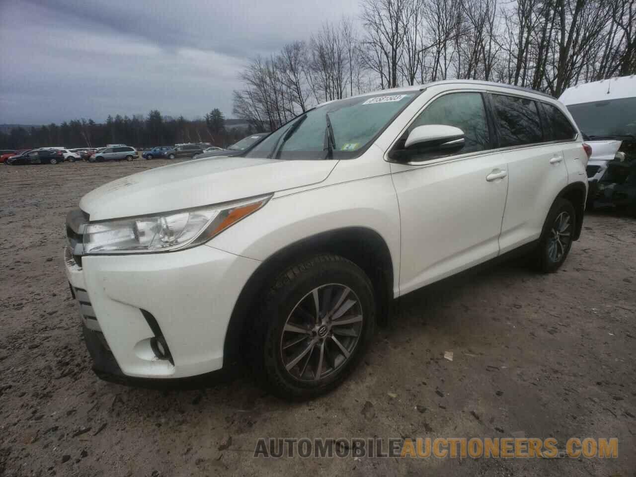 5TDJZRFH4KS610804 TOYOTA HIGHLANDER 2019