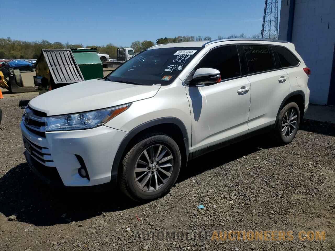 5TDJZRFH4KS622869 TOYOTA HIGHLANDER 2019