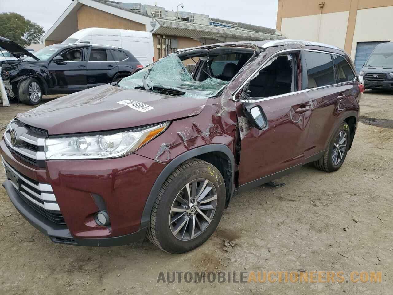 5TDJZRFH4KS729808 TOYOTA HIGHLANDER 2019