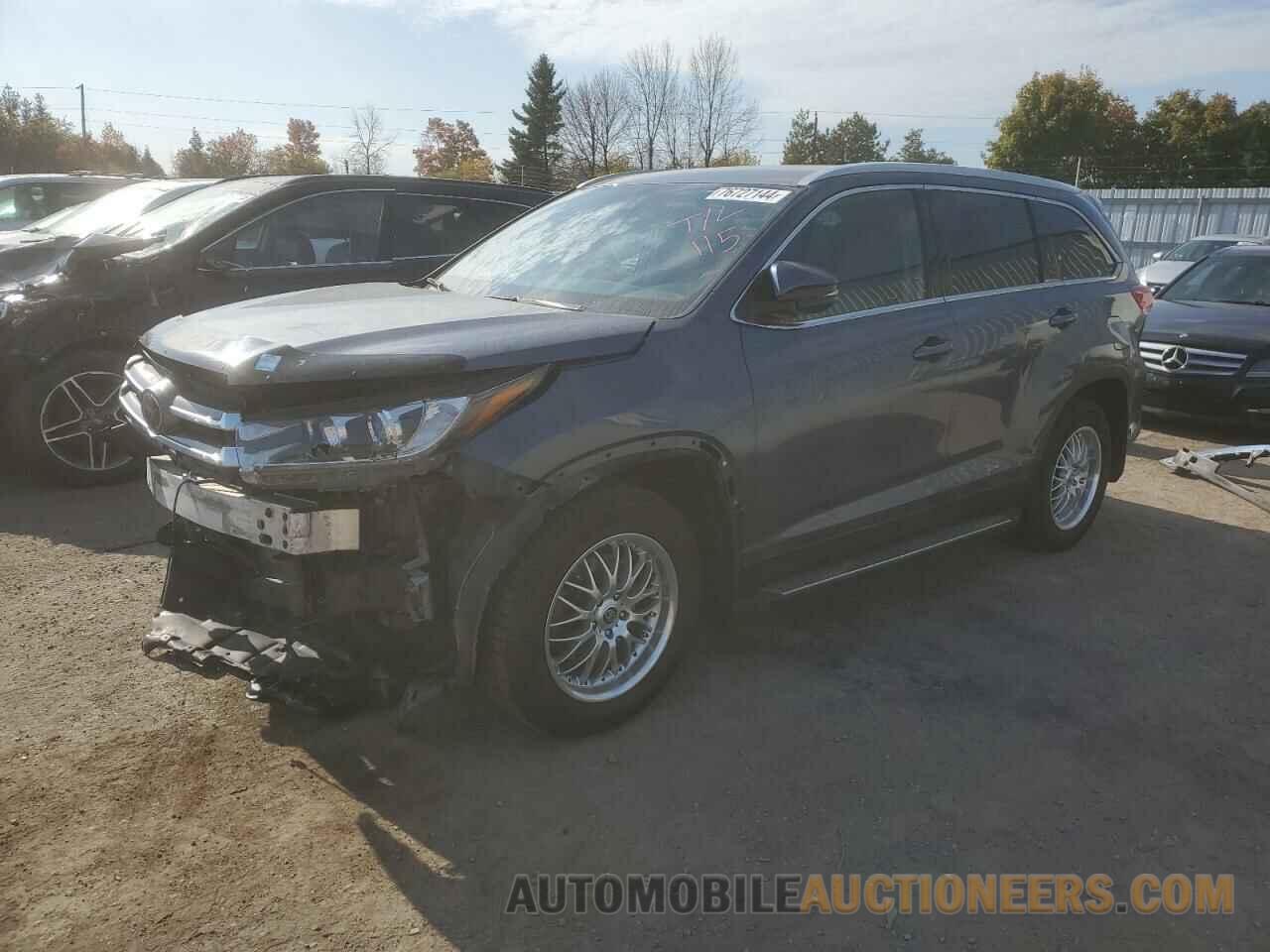 5TDJZRFH4KS950728 TOYOTA HIGHLANDER 2019