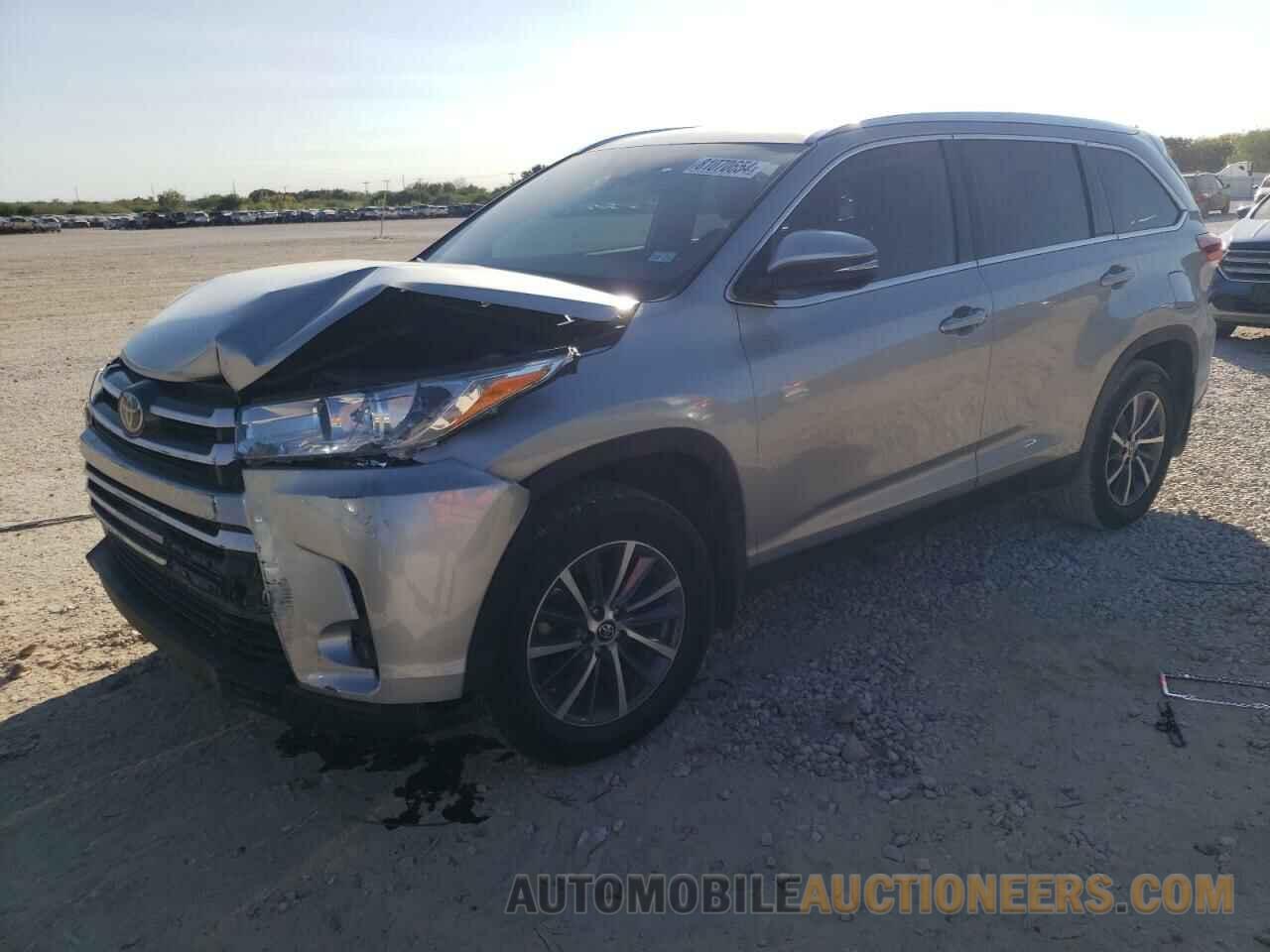 5TDJZRFH4KS956707 TOYOTA HIGHLANDER 2019