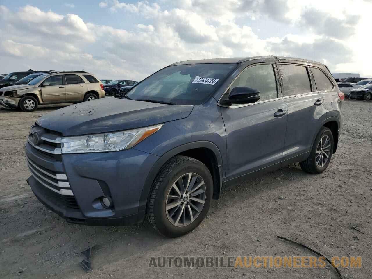 5TDJZRFH4KS970199 TOYOTA HIGHLANDER 2019