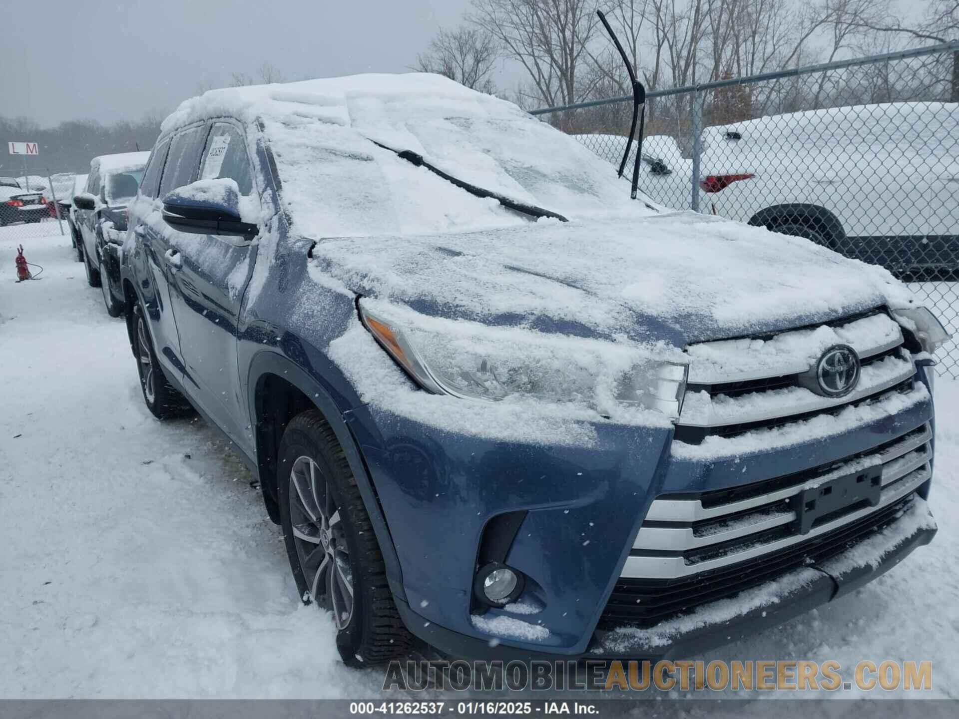 5TDJZRFH4KS999914 TOYOTA HIGHLANDER 2019