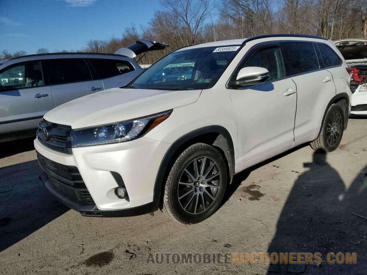 5TDJZRFH5HS386029 TOYOTA HIGHLANDER 2017