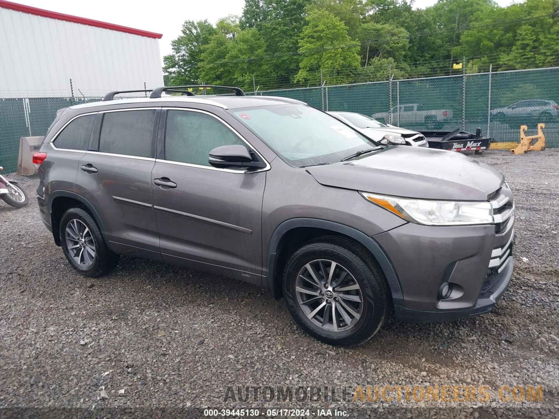 5TDJZRFH5HS415593 TOYOTA HIGHLANDER 2017