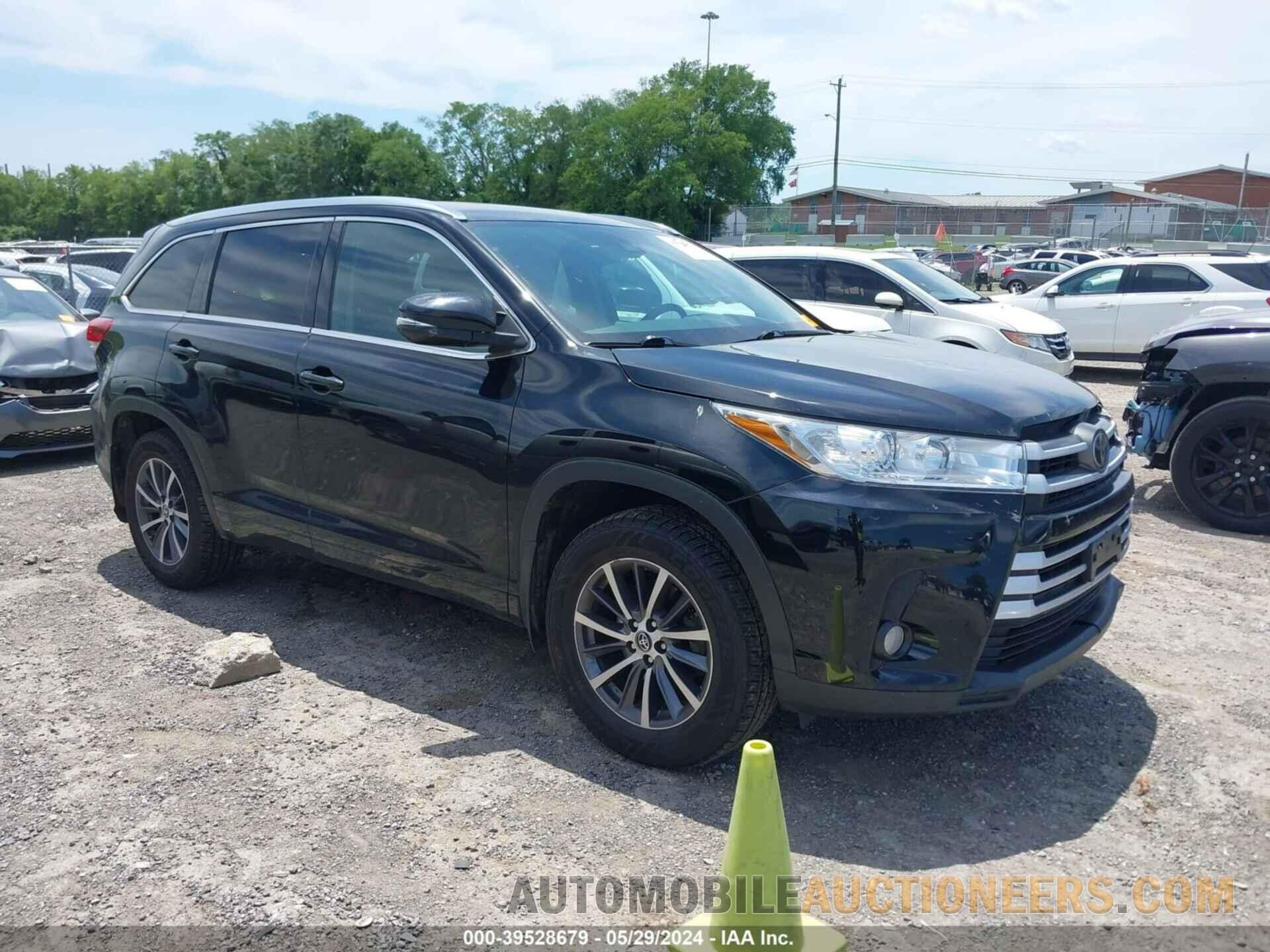 5TDJZRFH5HS425413 TOYOTA HIGHLANDER 2017