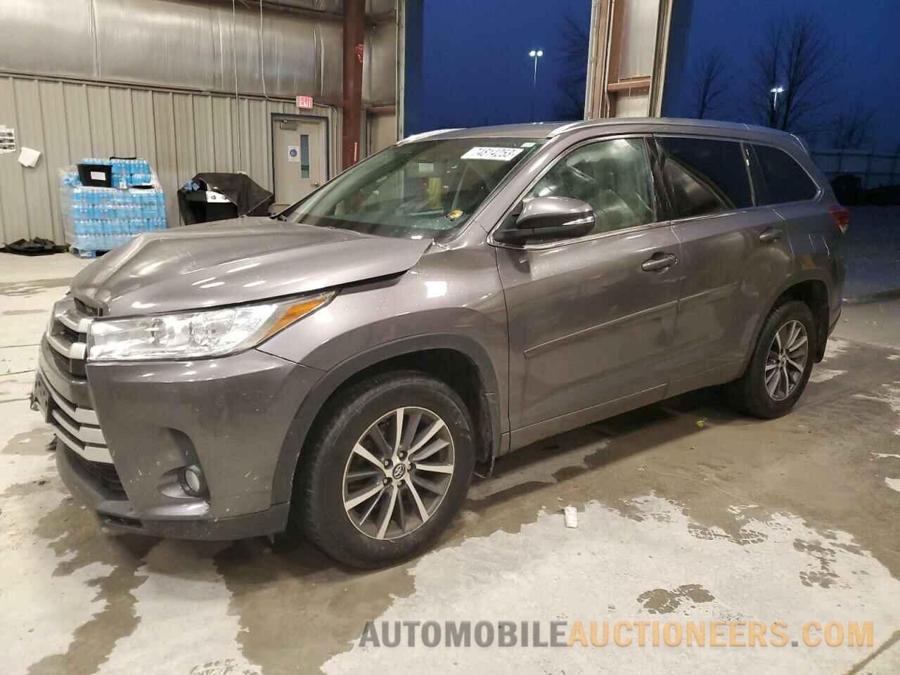 5TDJZRFH5HS448514 TOYOTA HIGHLANDER 2017