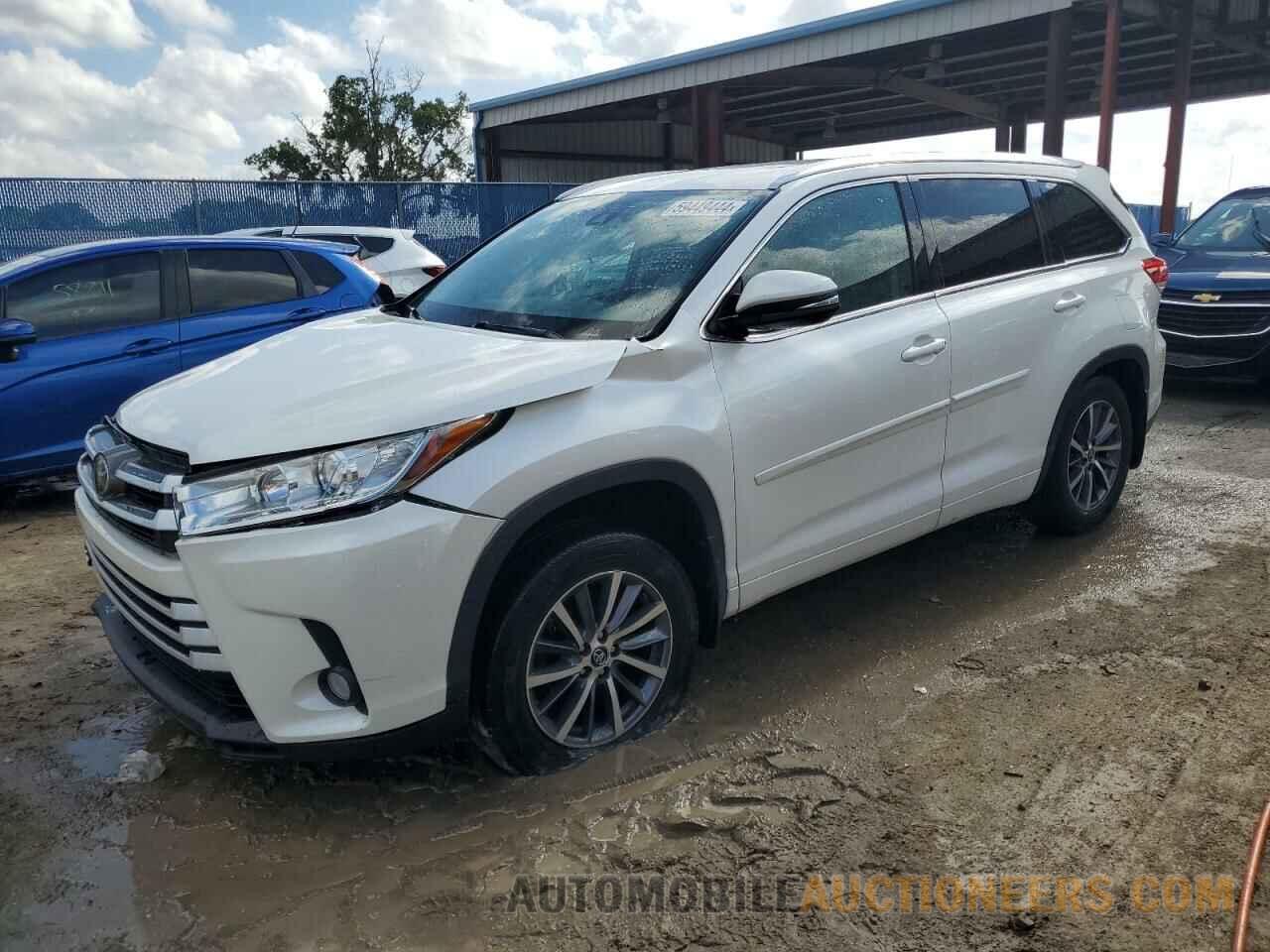 5TDJZRFH5HS451400 TOYOTA HIGHLANDER 2017