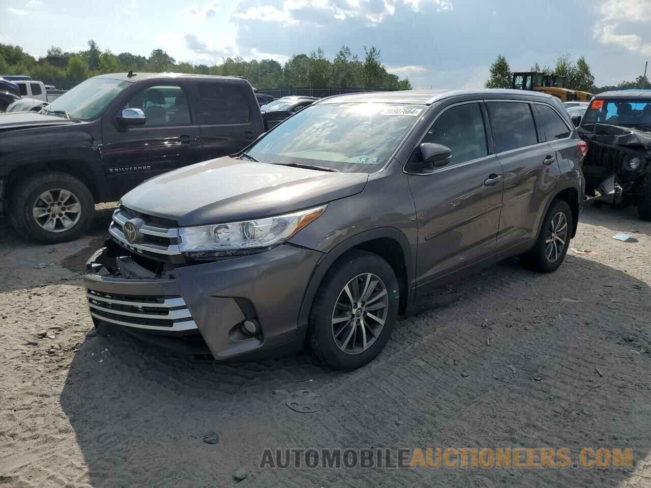 5TDJZRFH5HS455009 TOYOTA HIGHLANDER 2017