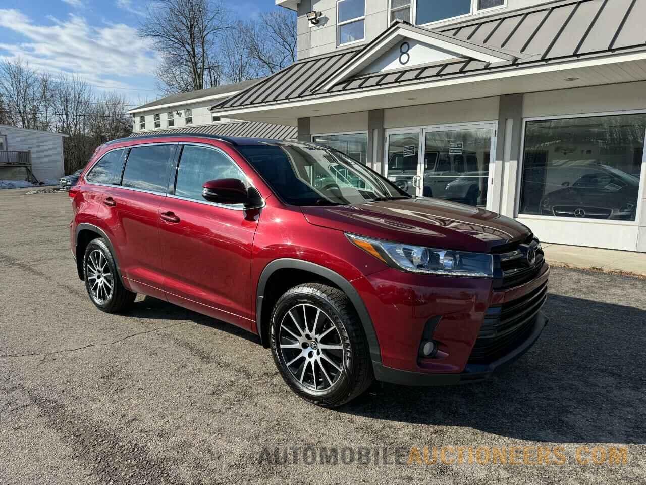 5TDJZRFH5HS508632 TOYOTA HIGHLANDER 2017