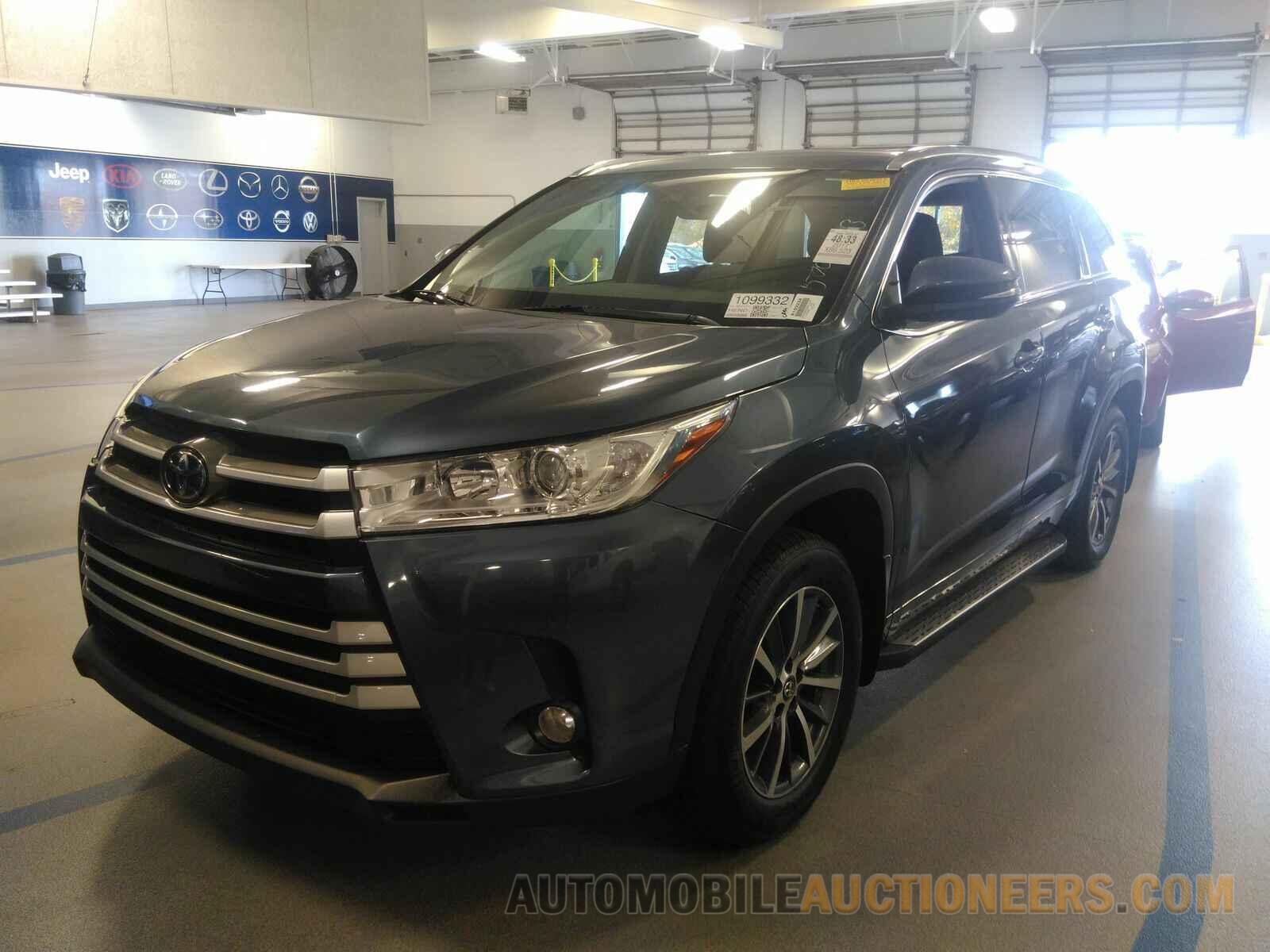 5TDJZRFH5HS513099 Toyota Highlander 2017