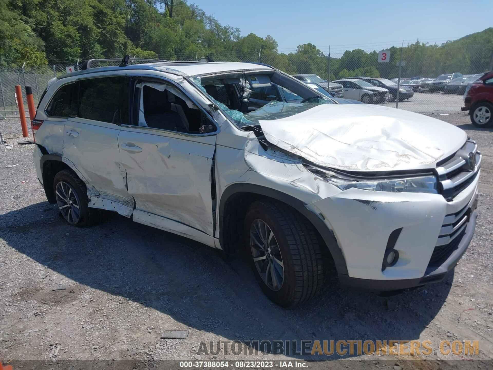 5TDJZRFH5JS556461 TOYOTA HIGHLANDER 2018