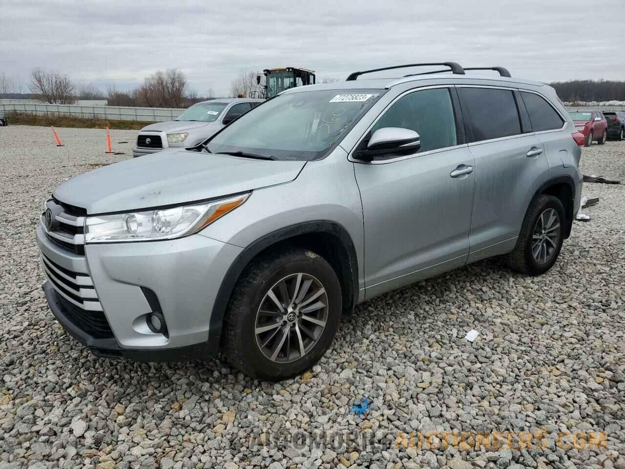 5TDJZRFH5JS562339 TOYOTA HIGHLANDER 2018