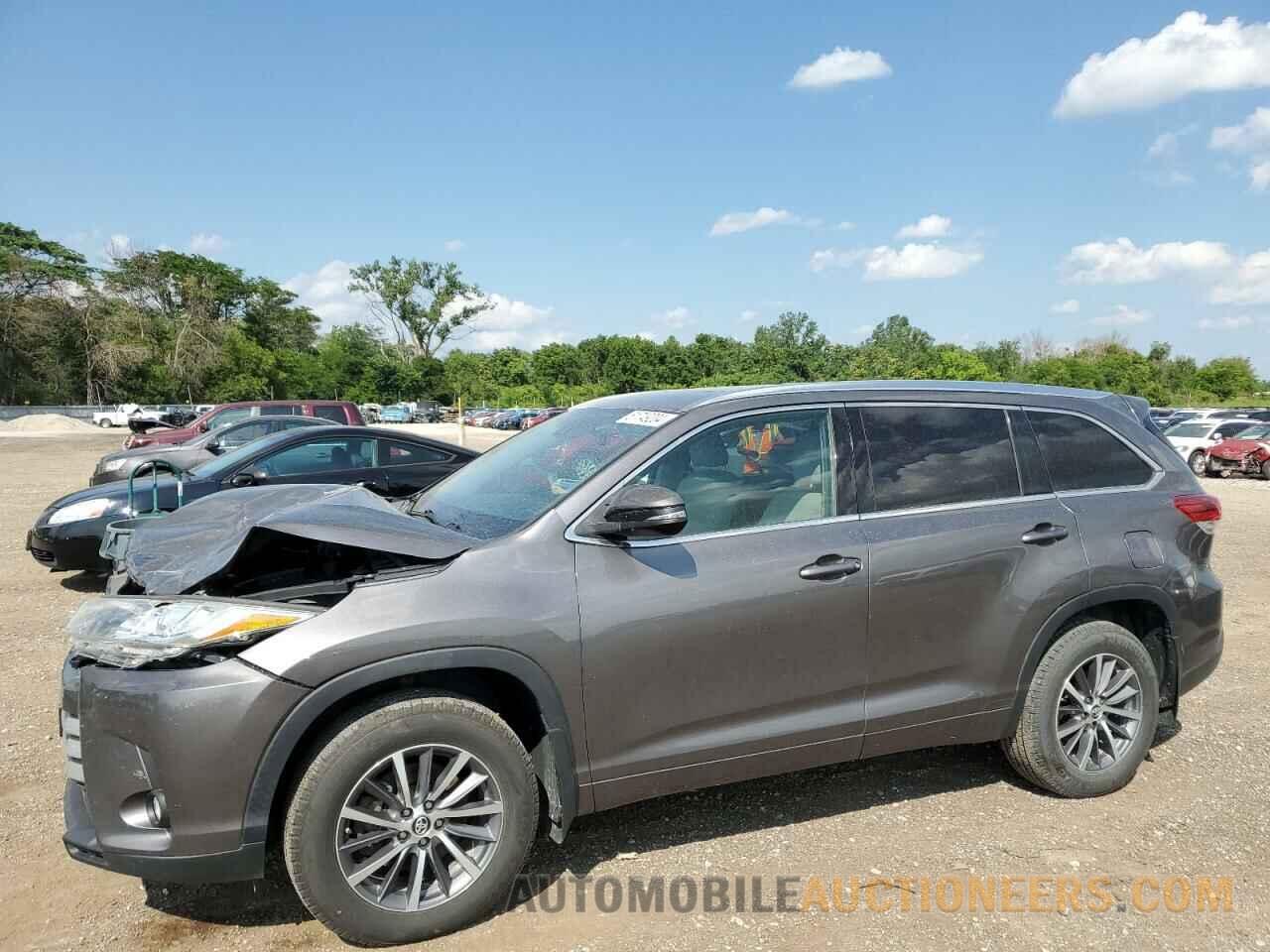 5TDJZRFH5JS807995 TOYOTA HIGHLANDER 2018