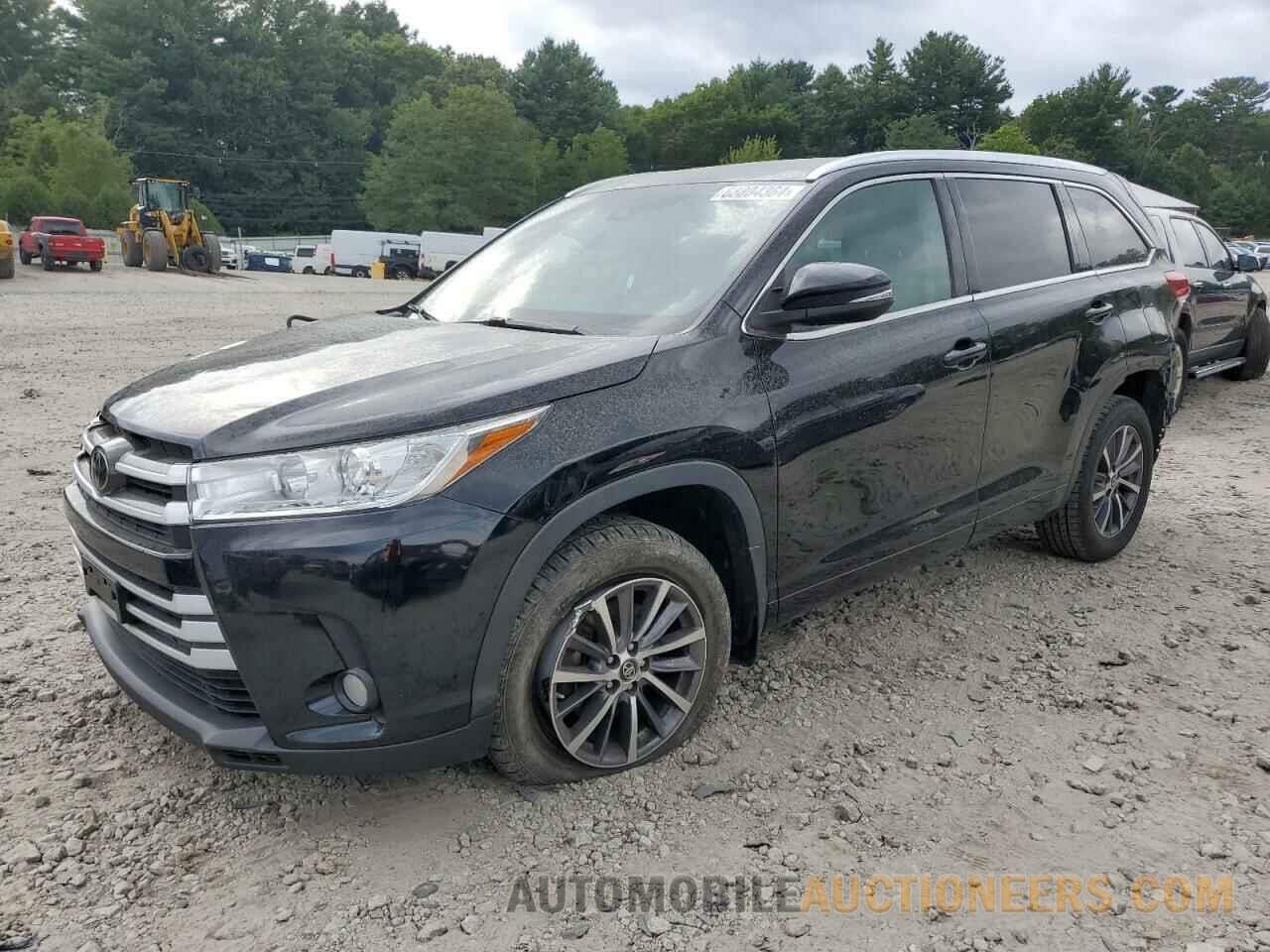 5TDJZRFH5JS814817 TOYOTA HIGHLANDER 2018