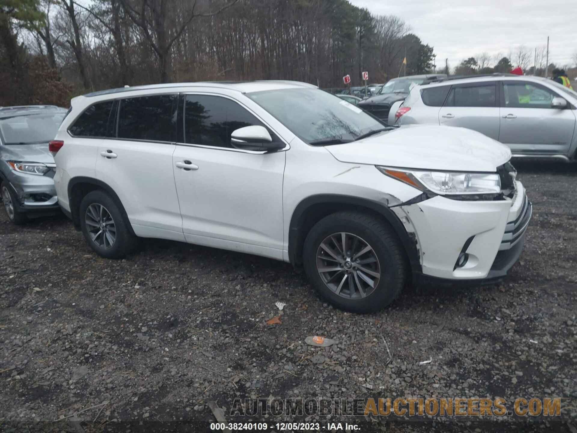 5TDJZRFH5JS830127 TOYOTA HIGHLANDER 2018