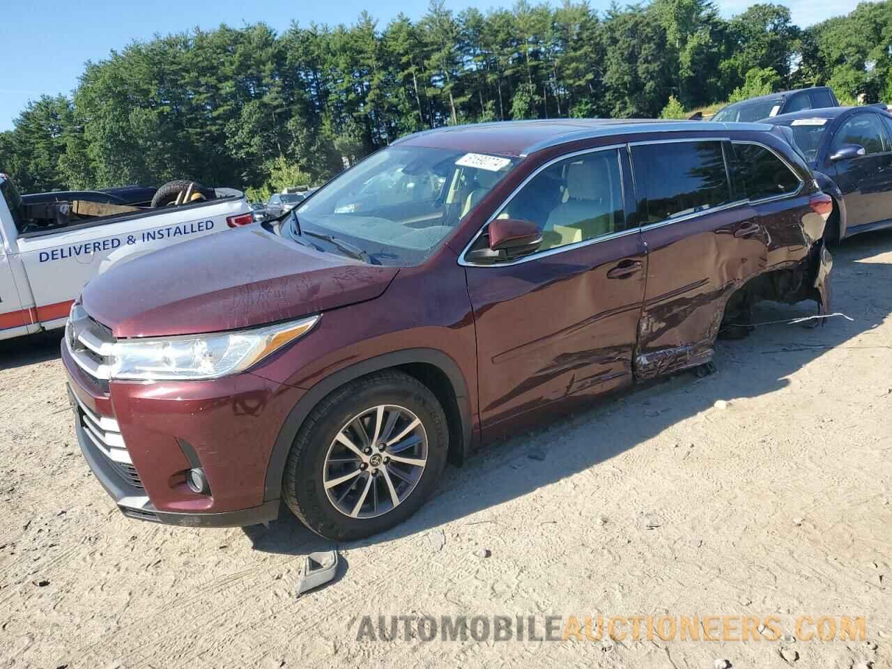 5TDJZRFH5JS838499 TOYOTA HIGHLANDER 2018