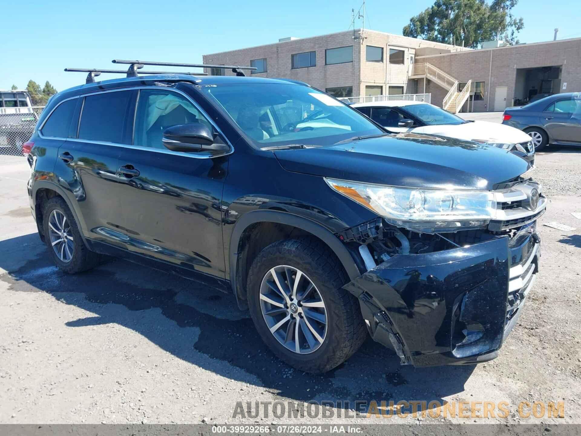 5TDJZRFH5JS856890 TOYOTA HIGHLANDER 2018