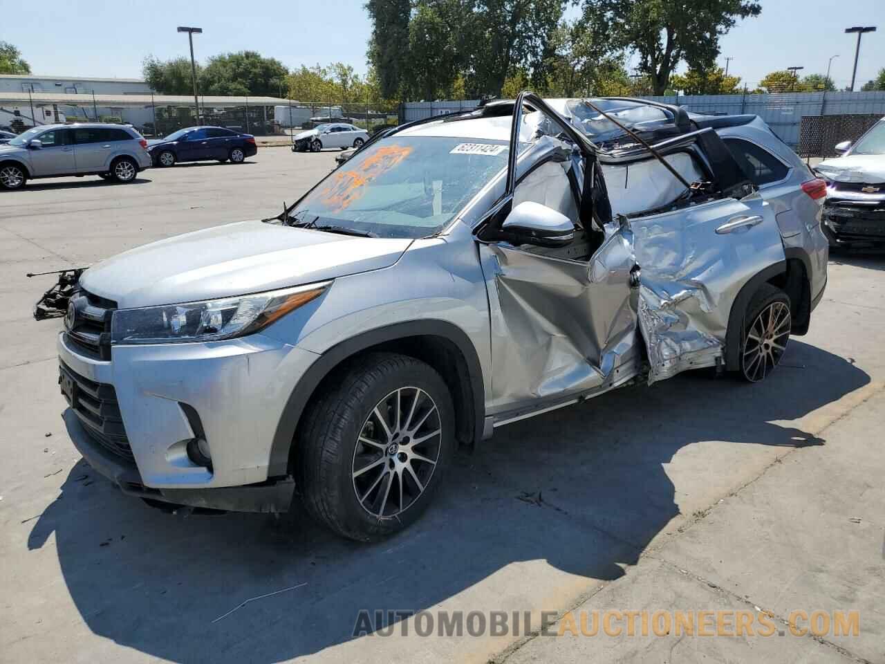 5TDJZRFH5JS862169 TOYOTA HIGHLANDER 2018