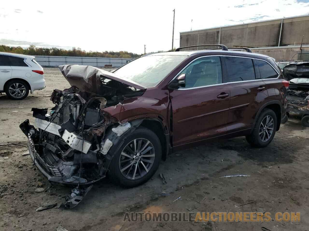 5TDJZRFH5JS876329 TOYOTA HIGHLANDER 2018