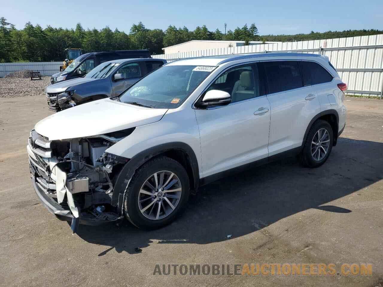 5TDJZRFH5KS572113 TOYOTA HIGHLANDER 2019