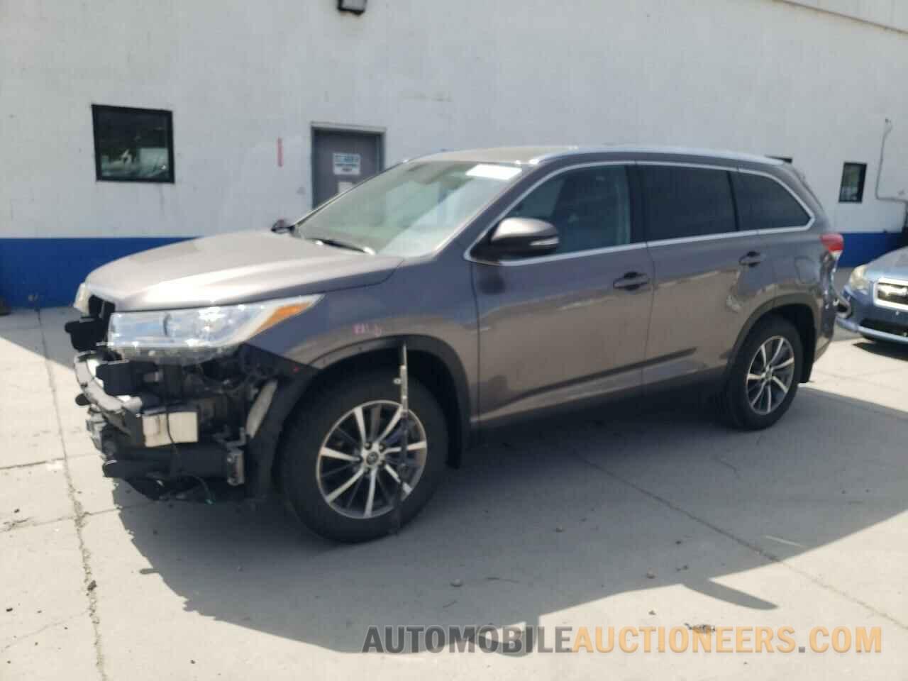 5TDJZRFH5KS585184 TOYOTA HIGHLANDER 2019