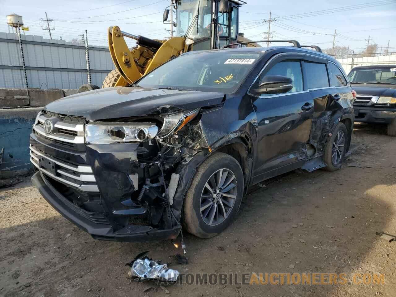 5TDJZRFH5KS594046 TOYOTA HIGHLANDER 2019