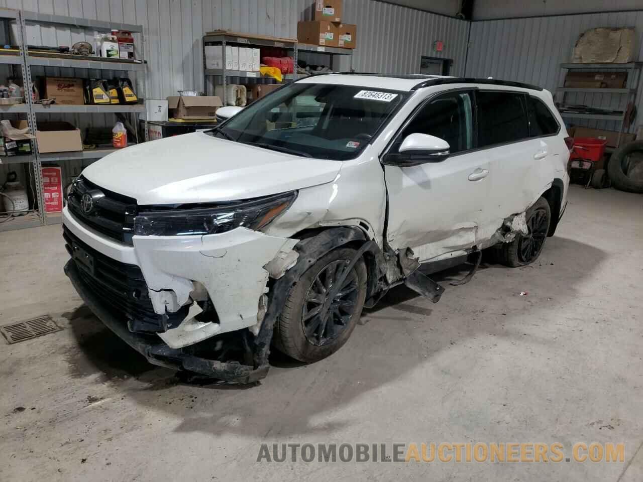 5TDJZRFH5KS603697 TOYOTA HIGHLANDER 2019