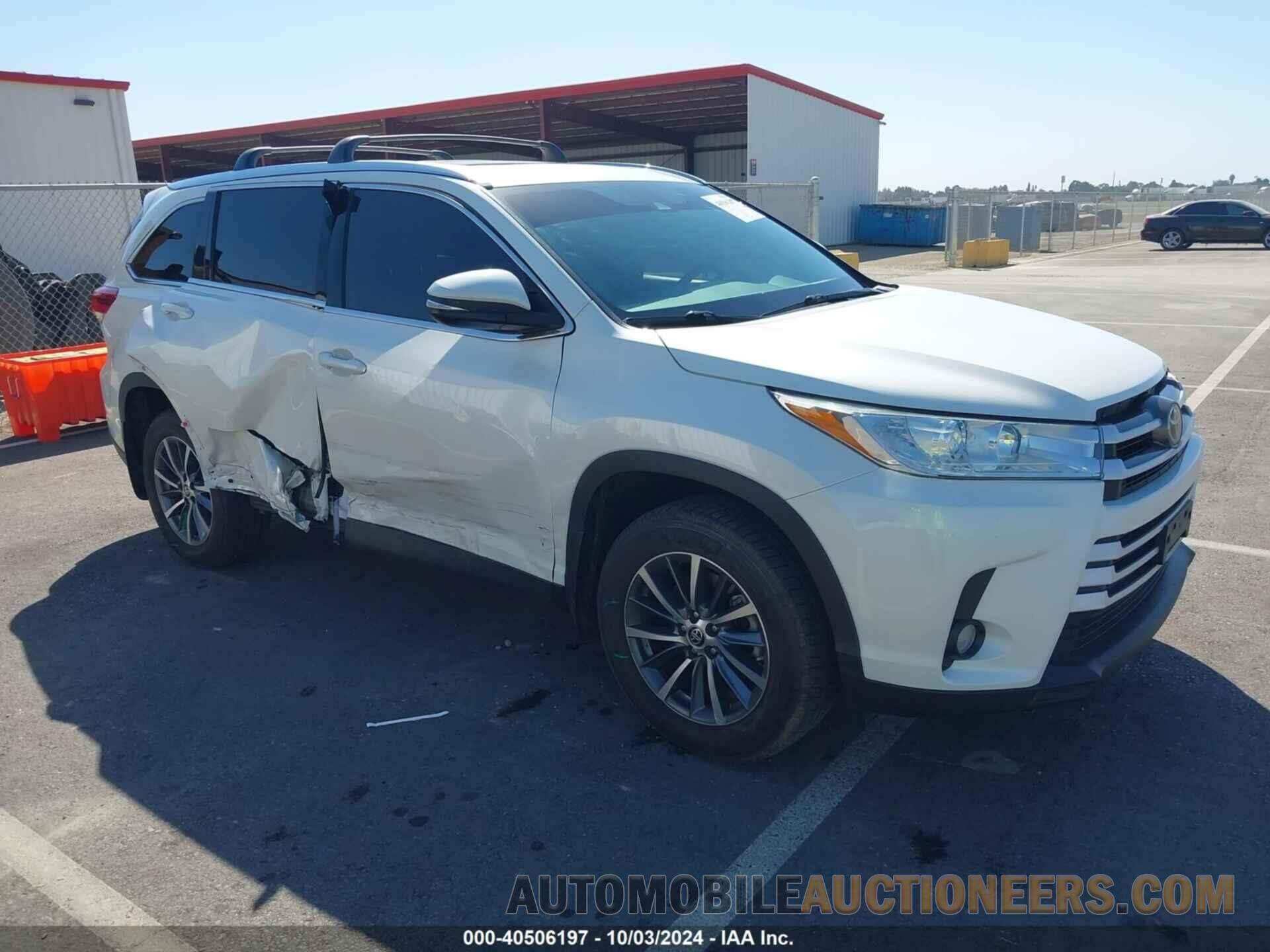 5TDJZRFH5KS626378 TOYOTA HIGHLANDER 2019